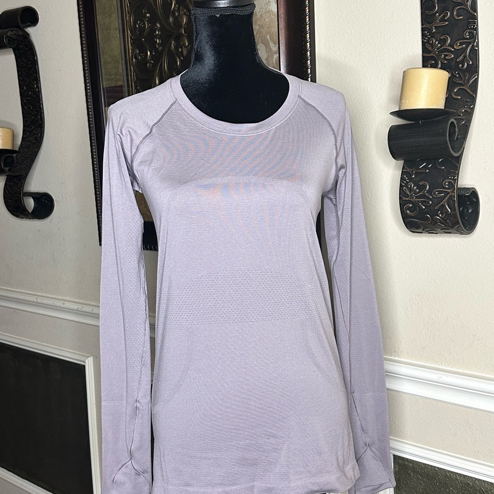 Lululemon Long Sleeve Performance Top | Light Lilac | Size 8
